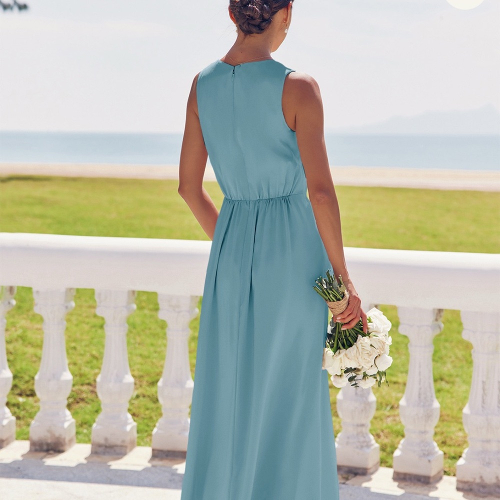Elegant Sleeveless Blue Maxi Dress